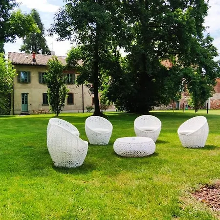 Castello Visconti - Exclusive Villa Vaprio dʼAgogna