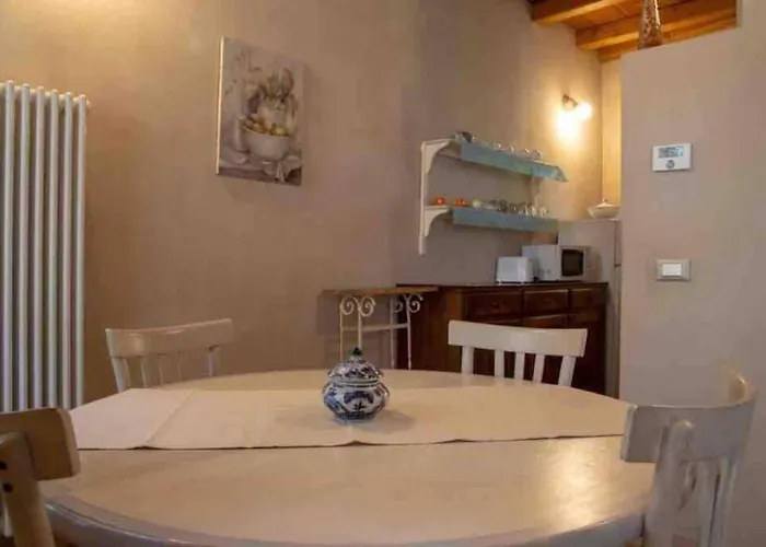 Castello Visconti - Exclusive * Vaprio dʼAgogna