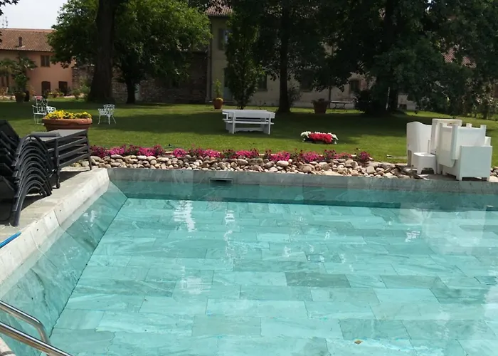 Castello Visconti - Exclusive Vila Vaprio dʼAgogna